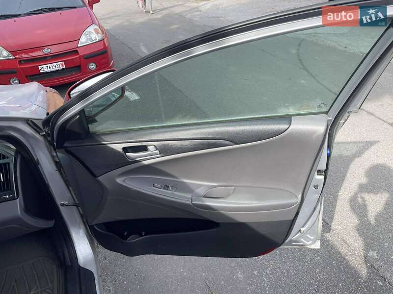 Седан Hyundai Sonata 2012 в Гостомелі