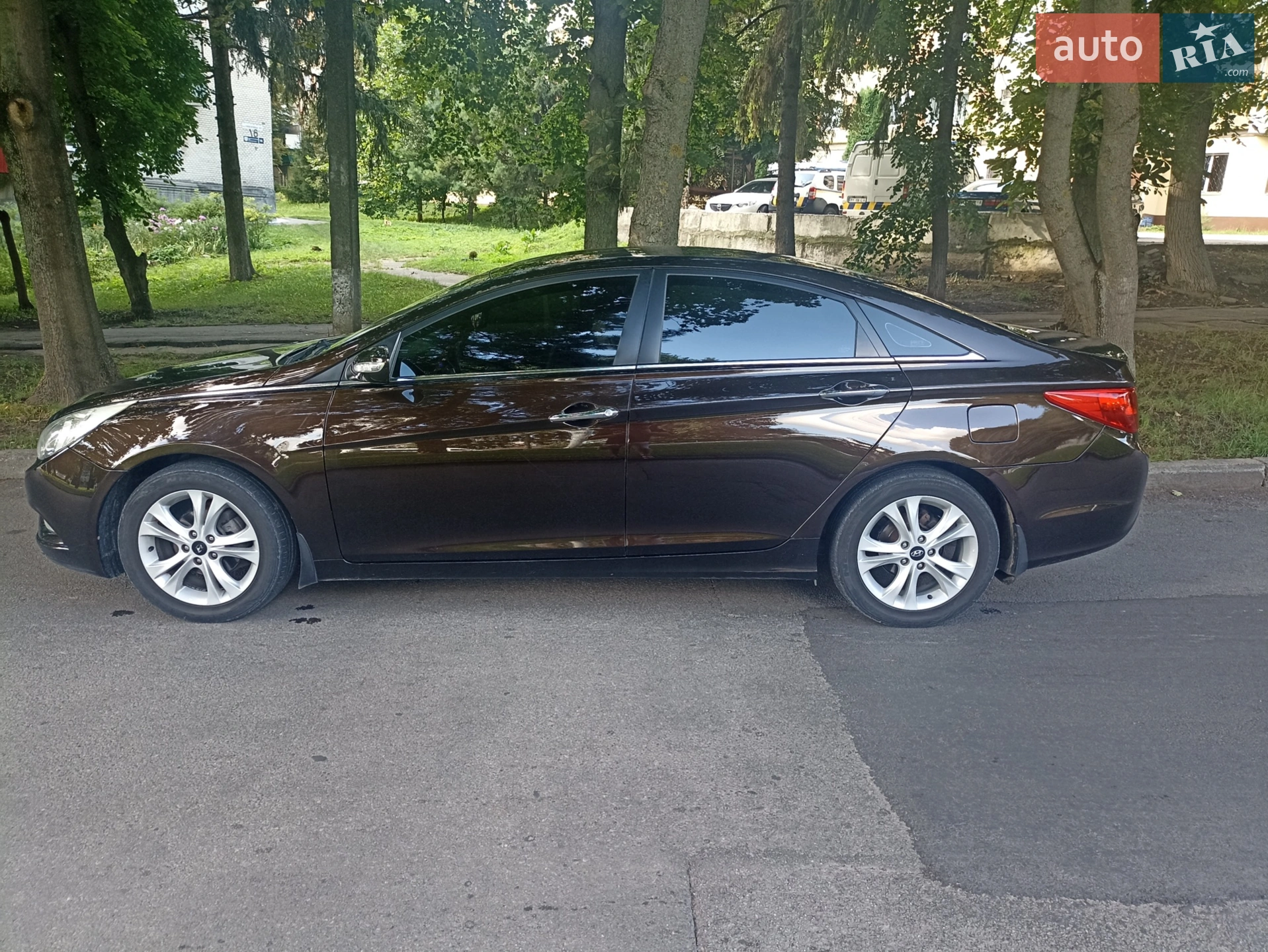2010 Hyundai Sonata - мініатюра 4