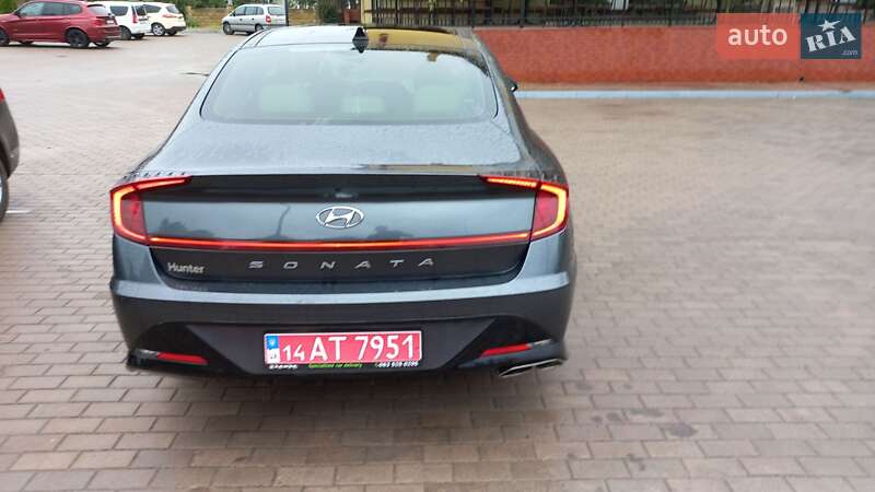Седан Hyundai Sonata 2022 в Нововолынске