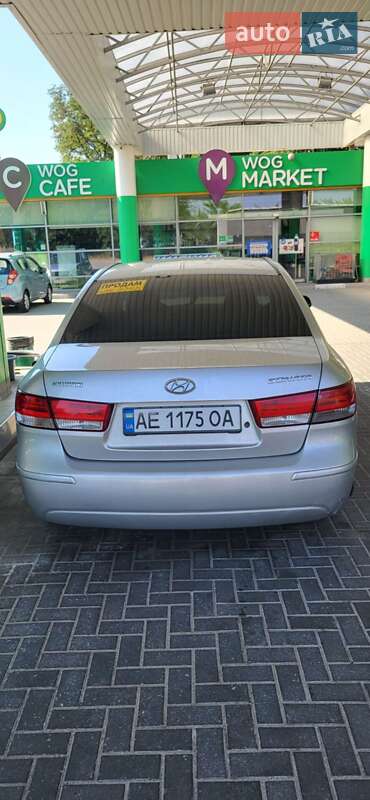 Hyundai Sonata 2008
