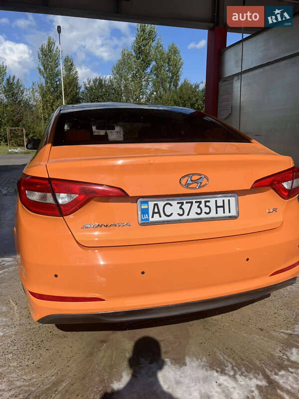 Седан Hyundai Sonata 2016 в Нововолынске