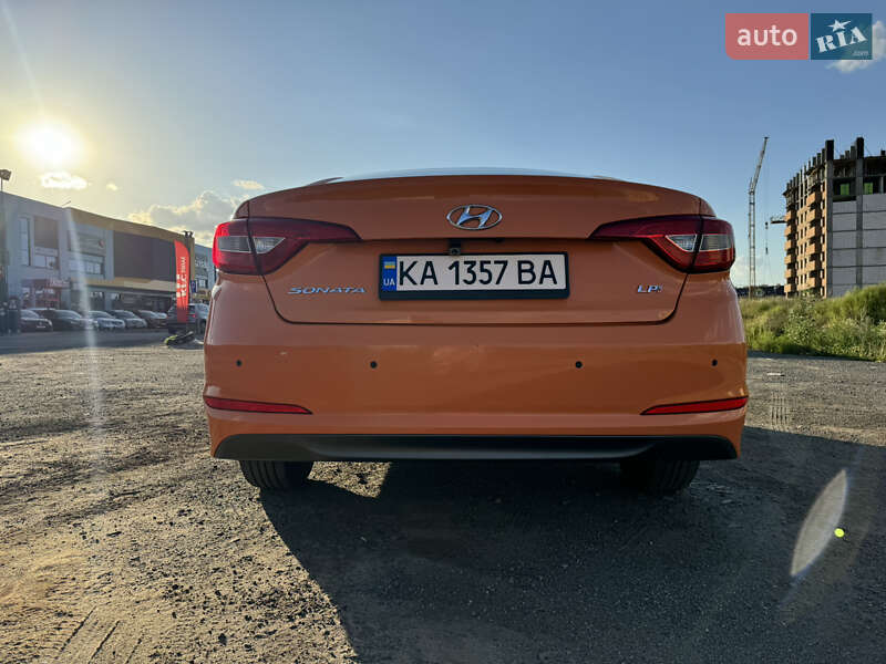 Седан Hyundai Sonata 2016 в Святопетровское