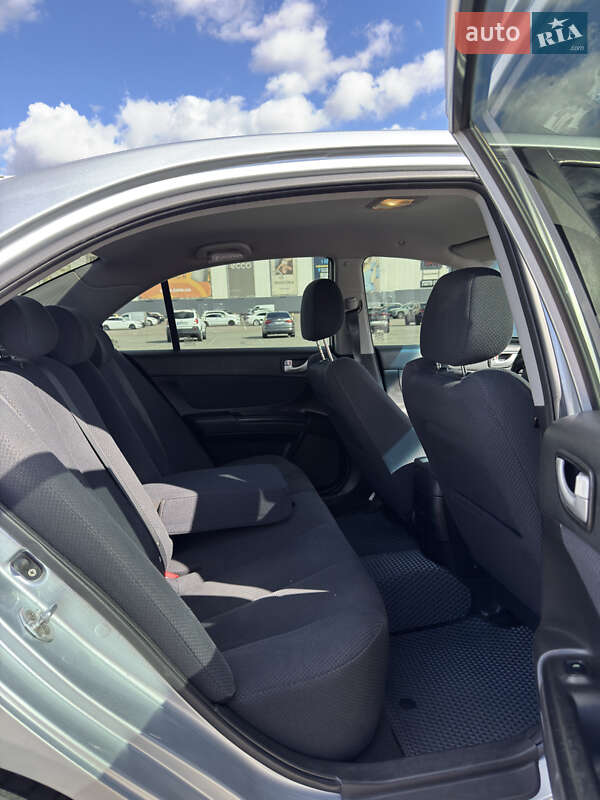 Седан Hyundai Sonata 2007 в Киеве