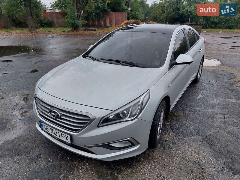 Седан Hyundai Sonata 2015 в Дніпрі