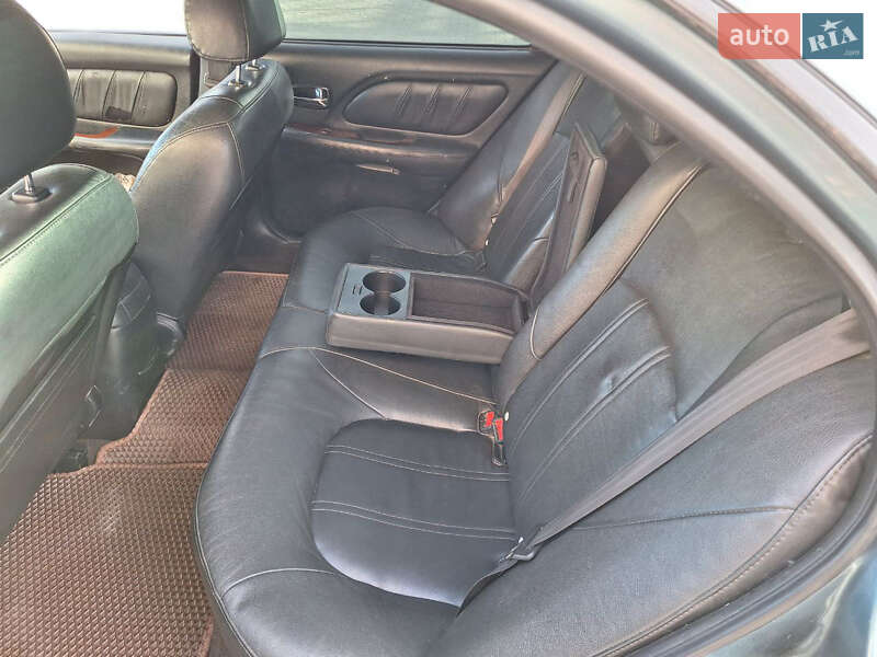 Седан Hyundai Sonata 2004 в Теофіполі