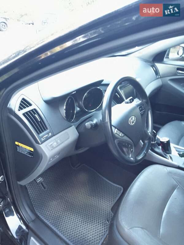 Седан Hyundai Sonata 2013 в Киеве фото 6 Седан Hyundai Sonata 2013 в Киеве