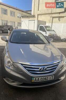 Седан Hyundai Sonata 2014 в Киеве