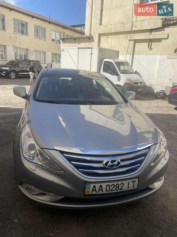Седан Hyundai Sonata 2014 в Києві