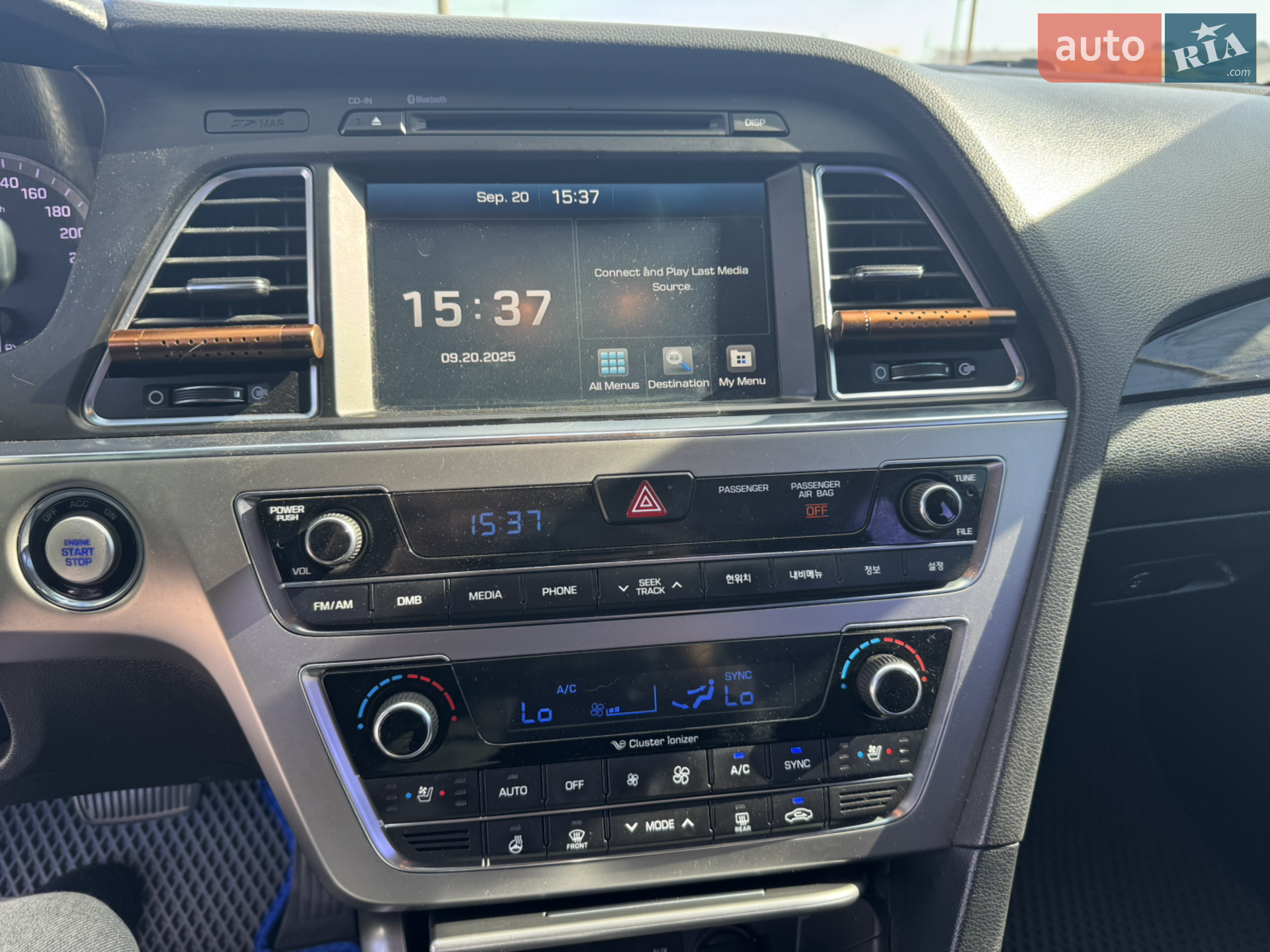 2016 Hyundai Sonata - мініатюра 19