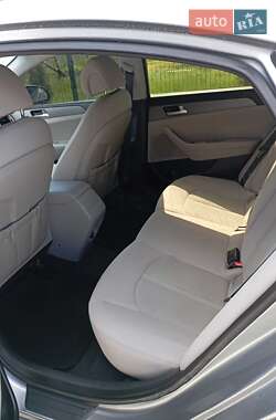 Седан Hyundai Sonata 2014 в 