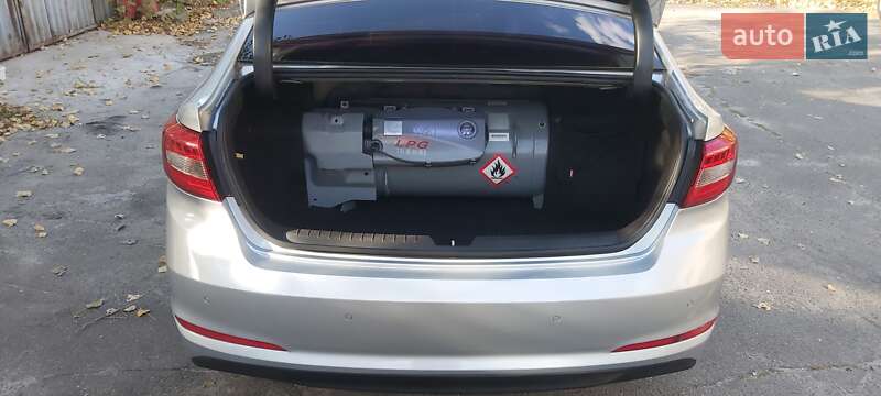 Седан Hyundai Sonata 2017 в Киеве фото 9 Седан Hyundai Sonata 2017 в Киеве