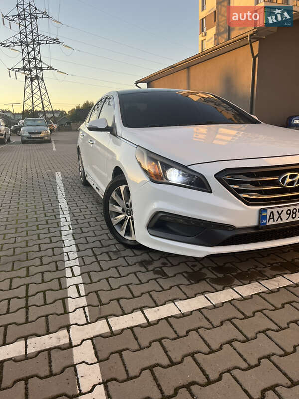 Седан Hyundai Sonata 2014 в Ивано-Франковске