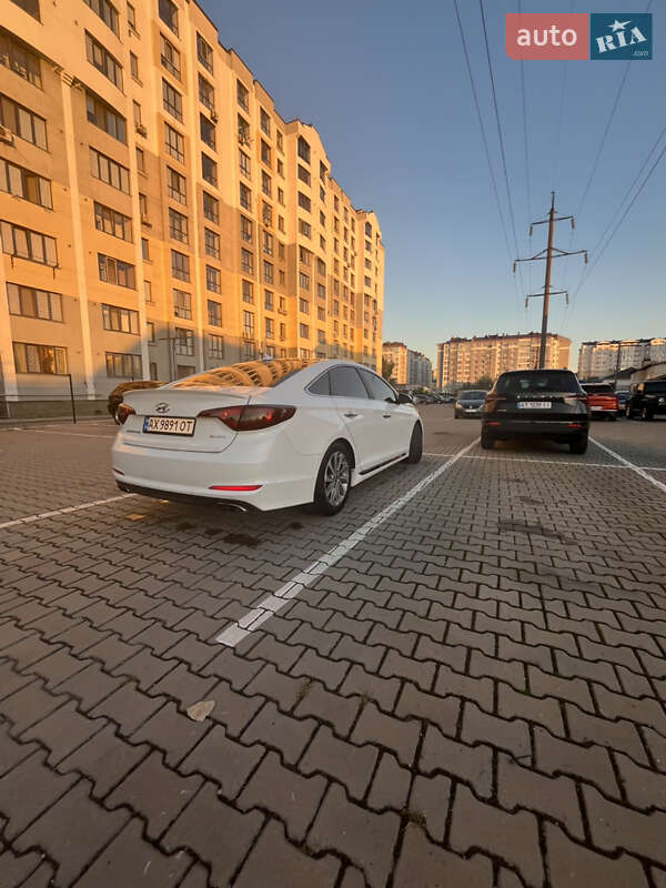 Седан Hyundai Sonata 2014 в Ивано-Франковске