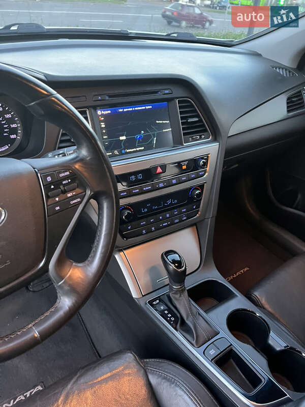 Седан Hyundai Sonata 2014 в Ивано-Франковске