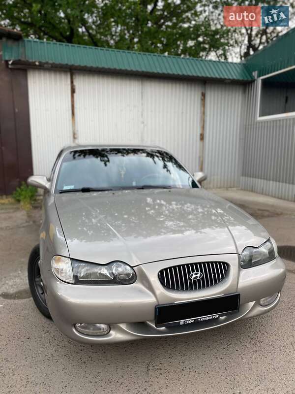 Седан Hyundai Sonata 1997 в Кривом Роге