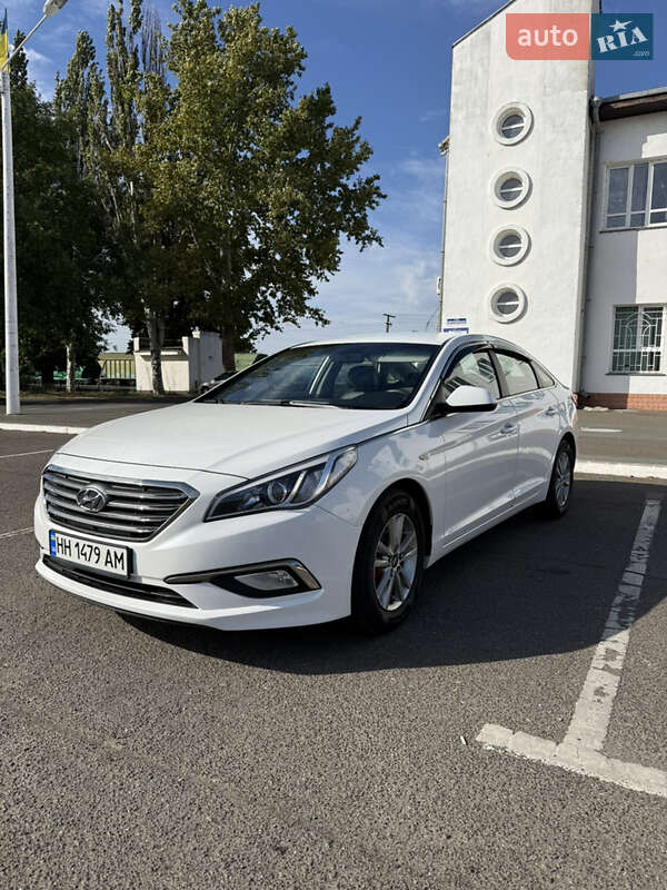 Седан Hyundai Sonata 2016 в Измаиле