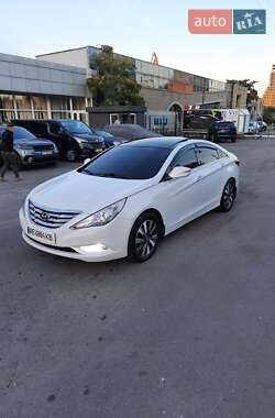 Седан Hyundai Sonata 2010 в Днепре