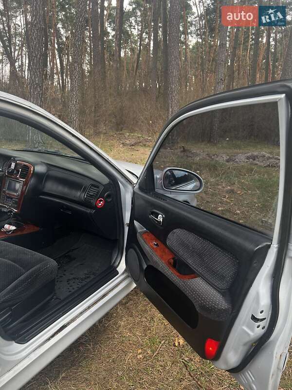 Седан Hyundai Sonata 2002 в Житомире фото 6 Седан Hyundai Sonata 2002 в Житомире