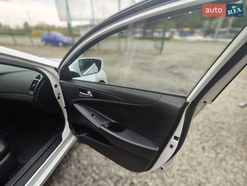 Седан Hyundai Sonata 2016 в Києві фото 17 Седан Hyundai Sonata 2016 в Києві