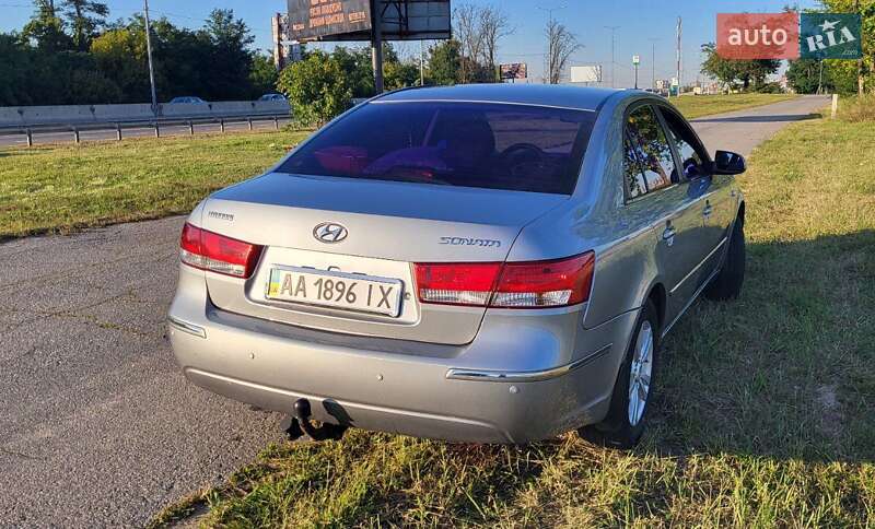 Седан Hyundai Sonata 2009 в Киеве