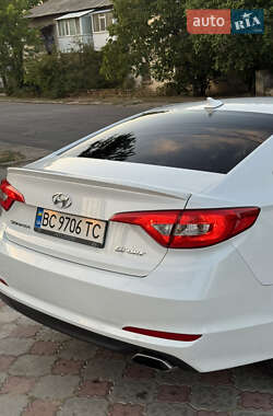 Седан Hyundai Sonata 2015 в 
