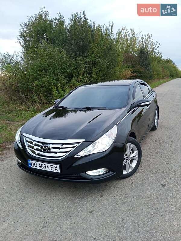 Седан Hyundai Sonata 2010 в Лановцах