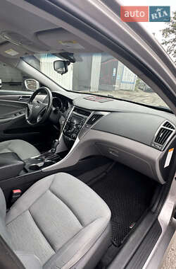 Седан Hyundai Sonata 2013 в 