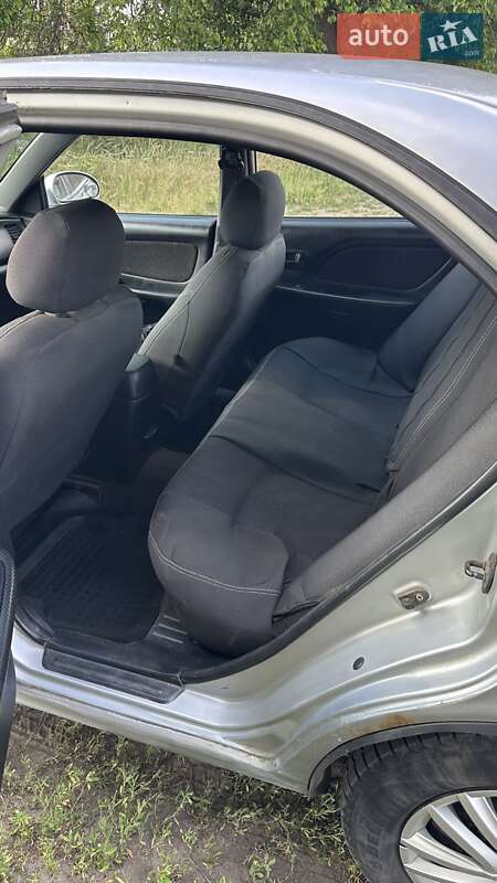 Седан Hyundai Sonata 2004 в Славянске