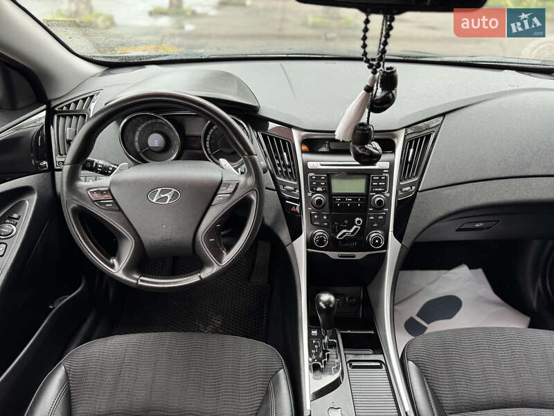 Седан Hyundai Sonata 2011 в Виннице
