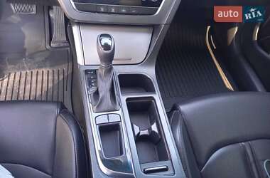 Седан Hyundai Sonata 2015 в 