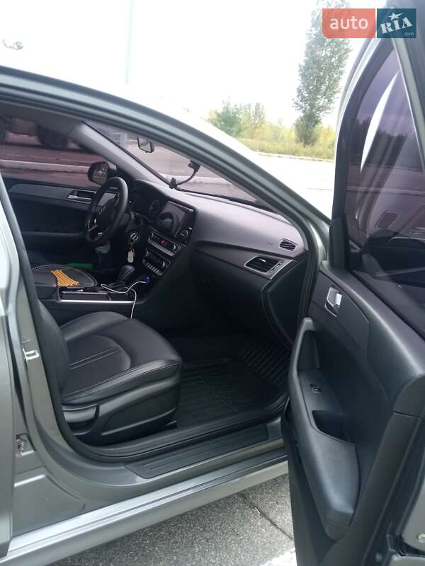 Седан Hyundai Sonata 2017 в Києві