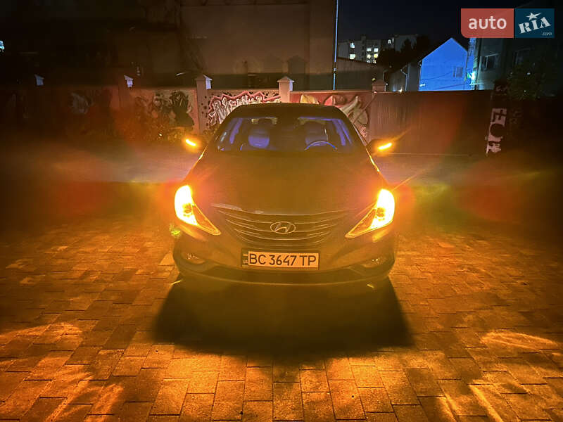 Седан Hyundai Sonata 2013 в Львове