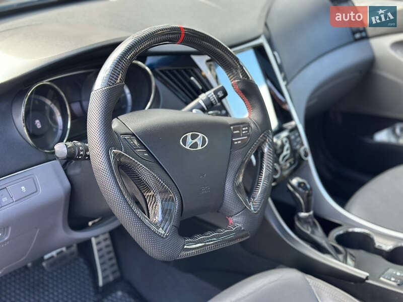 Седан Hyundai Sonata 2013 в Львове