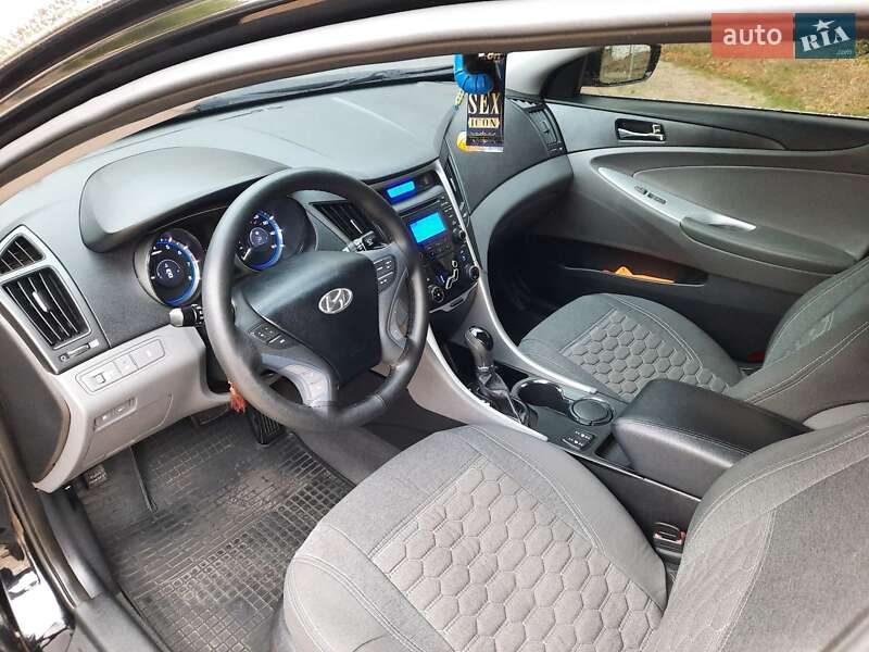 Седан Hyundai Sonata 2012 в Днепре