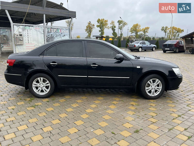 Седан Hyundai Sonata 2008 в Іршаві