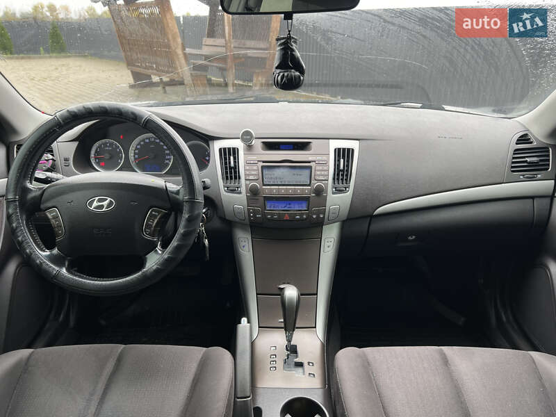 Седан Hyundai Sonata 2008 в Іршаві