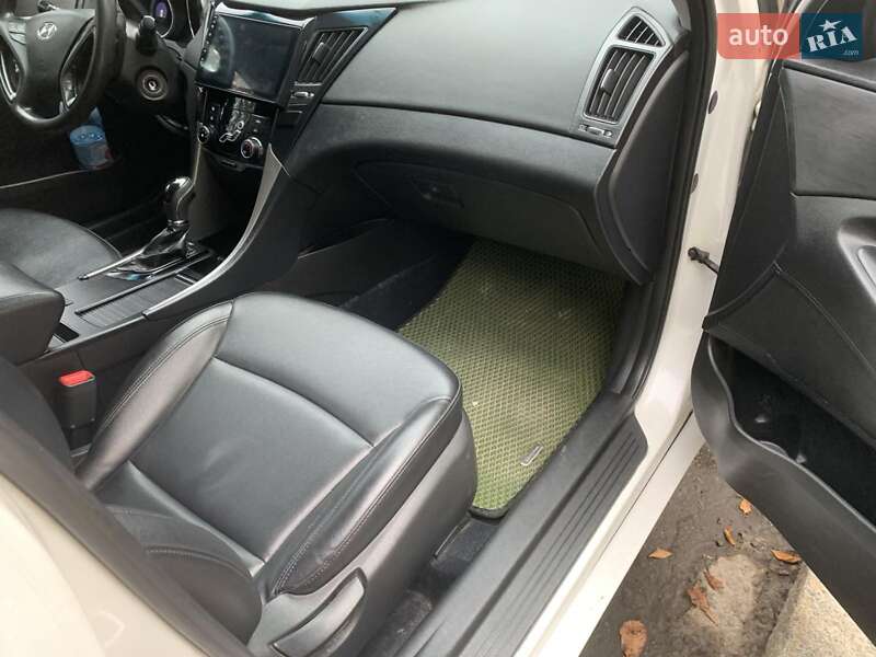 Седан Hyundai Sonata 2011 в Каменец-Подольском