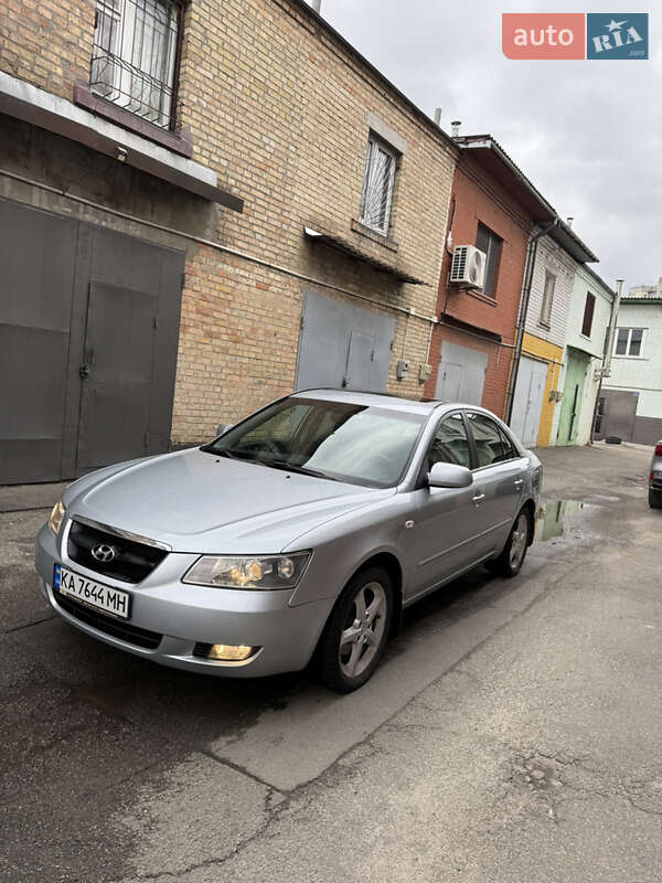 Hyundai Sonata 2007