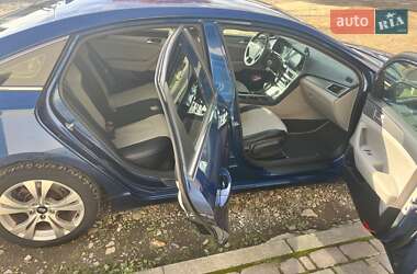 Седан Hyundai Sonata 2015 в 