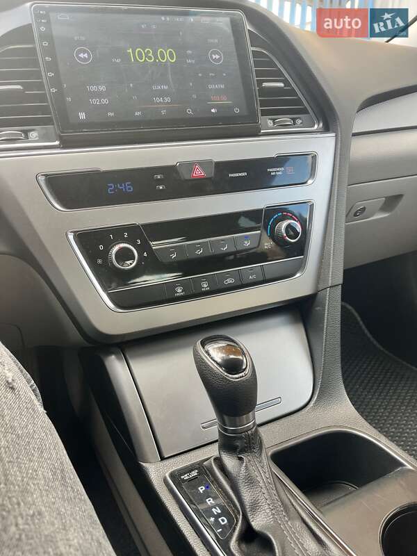 Седан Hyundai Sonata 2015 в Ивано-Франковске