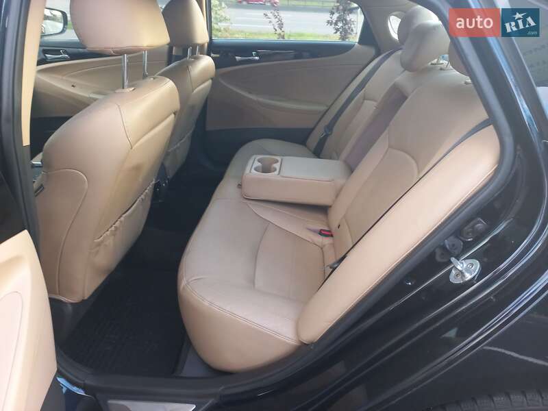 Седан Hyundai Sonata 2011 в Києві
