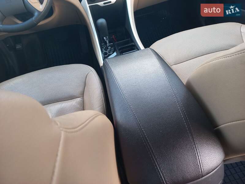 Седан Hyundai Sonata 2011 в Києві