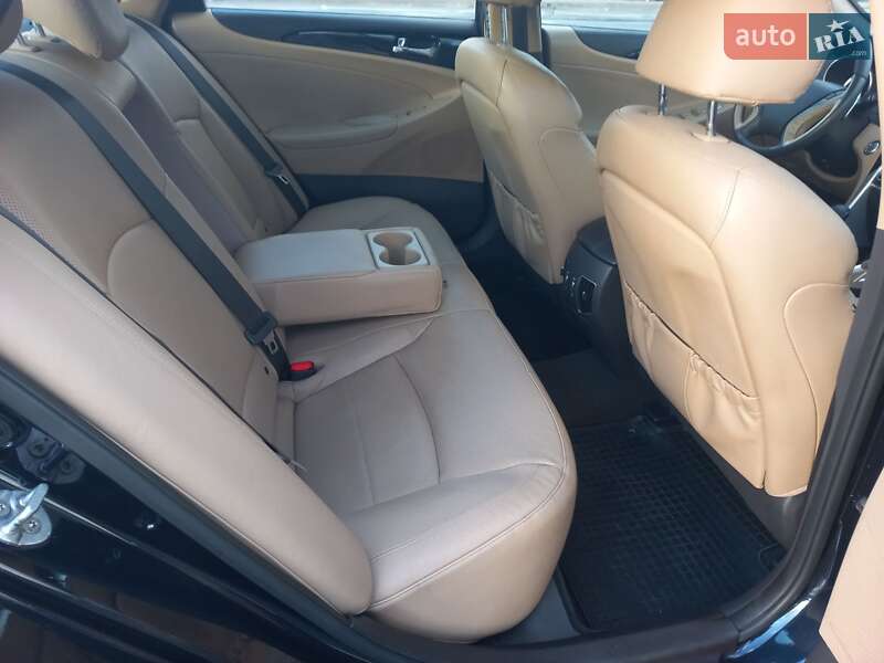 Седан Hyundai Sonata 2011 в Києві