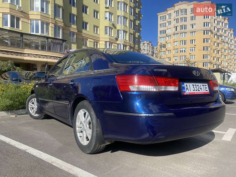 Седан Hyundai Sonata 2008 в Киеве