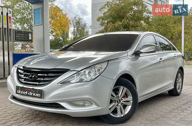 Седан Hyundai Sonata 2014 в Николаеве