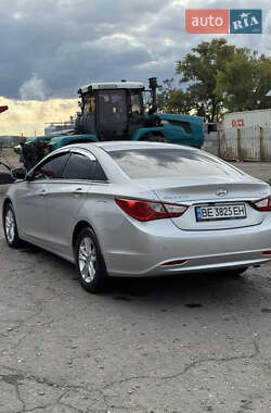 Седан Hyundai Sonata 2011 в 