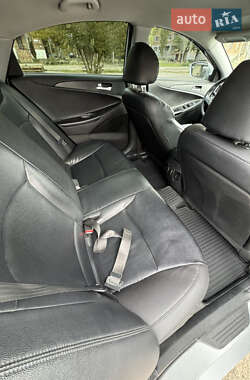 Седан Hyundai Sonata 2011 в 