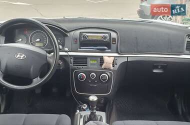 Седан Hyundai Sonata 2006 в Одессе