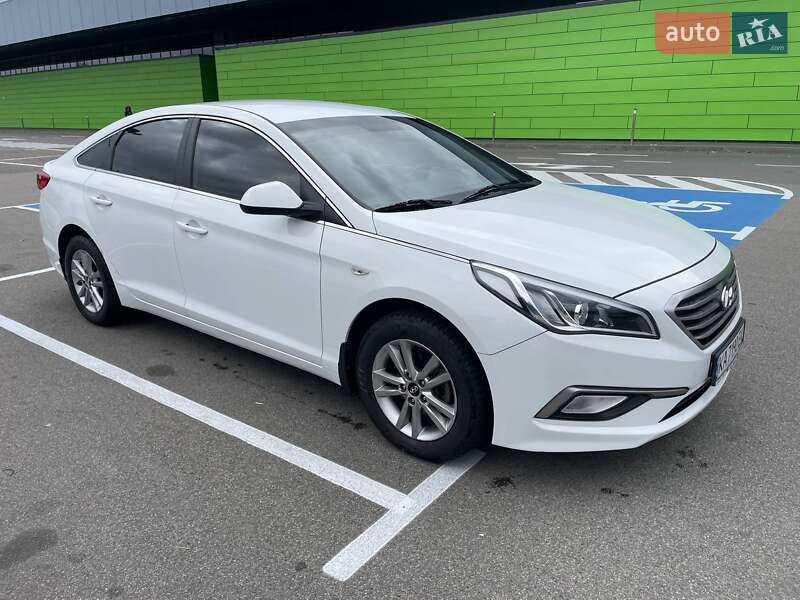 Седан Hyundai Sonata 2016 в Киеве