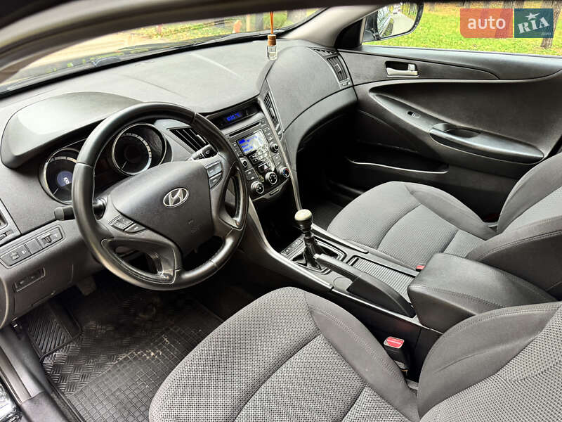 Седан Hyundai Sonata 2013 в Киеве фото 13 Седан Hyundai Sonata 2013 в Киеве